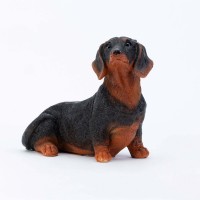 Фигурка Щенок таксы сидящий