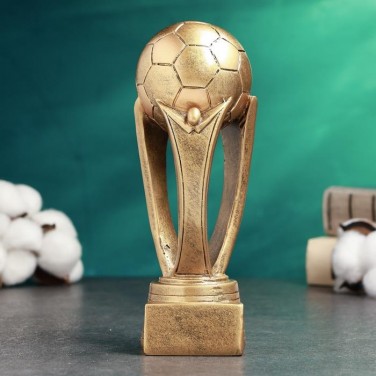 Наградной кубок Лучший футболист