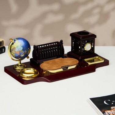 Настольный набор Статусный