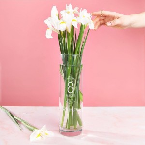 Именная ваза 8 марта (с гравировкой)