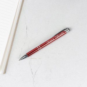 Ручка с гравировкой Лидер красная