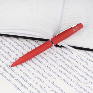 Именная ручка с гравировкой Red style