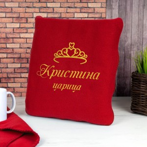 Плед-подушка с вышивкой Царица (красный)