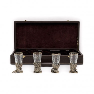 Набор стопок-перевертышей Звери (в ларце) Набор стопок-перевертышей Звери (в ларце)