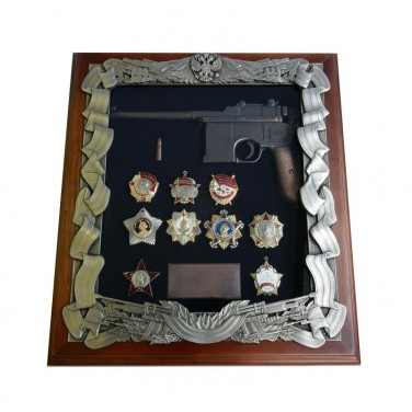Панно с пистолетом Маузер и наградами СССР Панно с пистолетом Маузер и наградами СССР