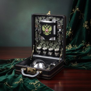 Дорожный набор Гербовый (4 персоны)