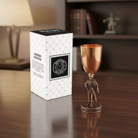 Подарочная рюмка для водки Красавец гусар (с чернением)